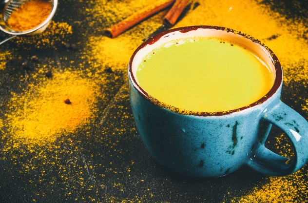 einfachganzleben-gesunde-ernaehrung-goldene-milch