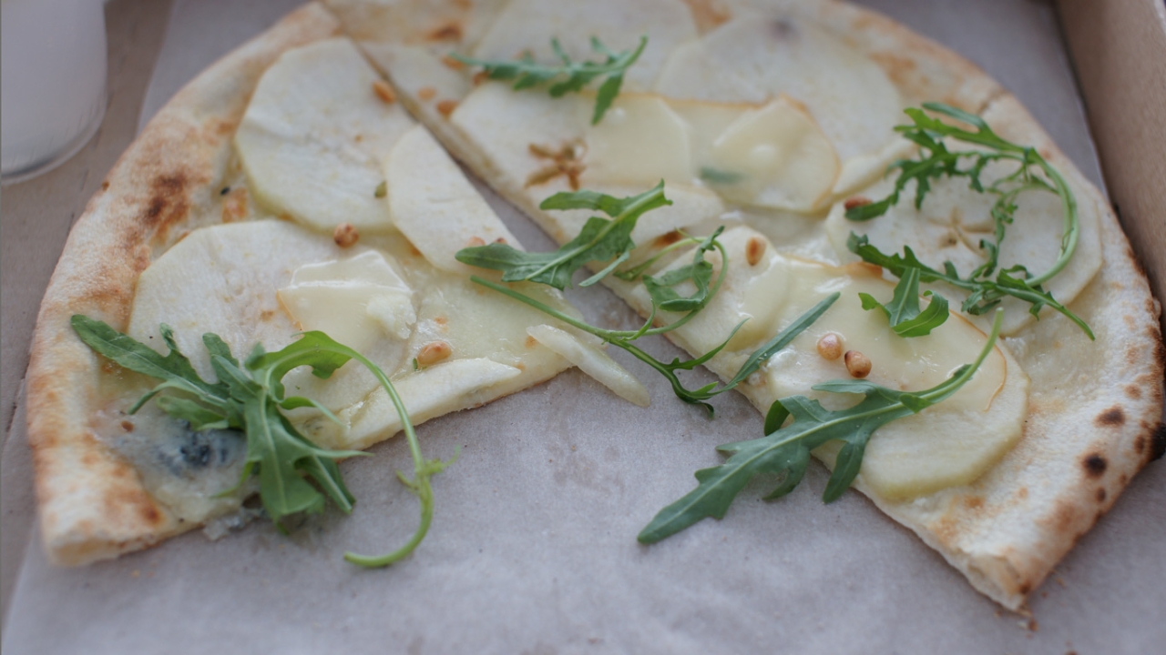 Ayurveda für den Thermomix: Rezept für Flammkuchen Ayurveda für den Thermomix: Rezept für Flammkuchen