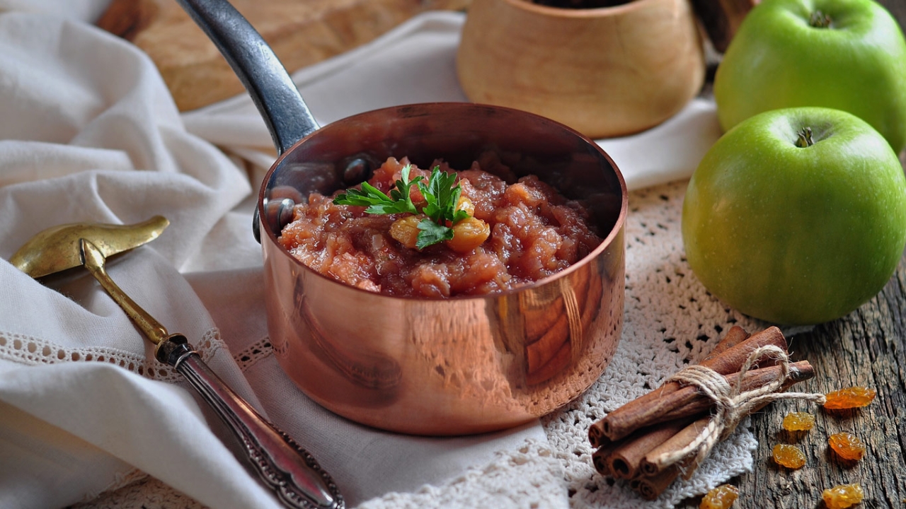 Ayurvedisches Chutney mit Apfel Ayurvedisches Chutney mit Apfel