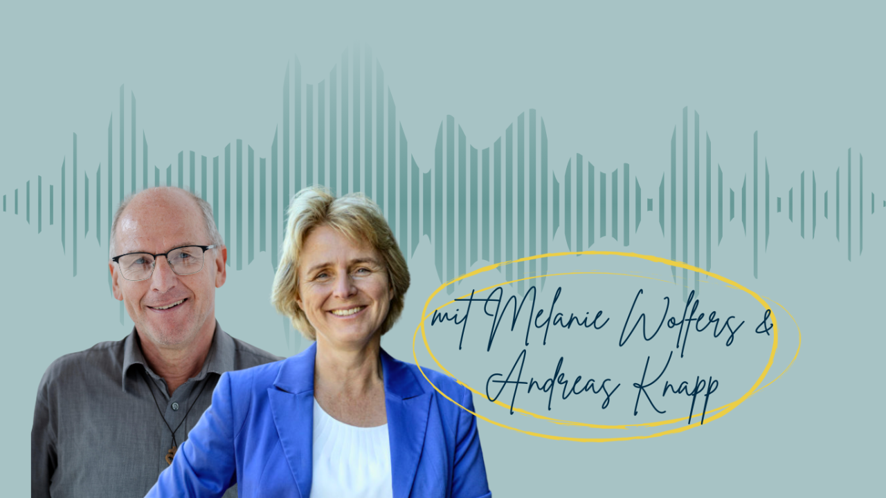 Podcastcover mit Foto von Andreas Knapp und Melanie Wolfers